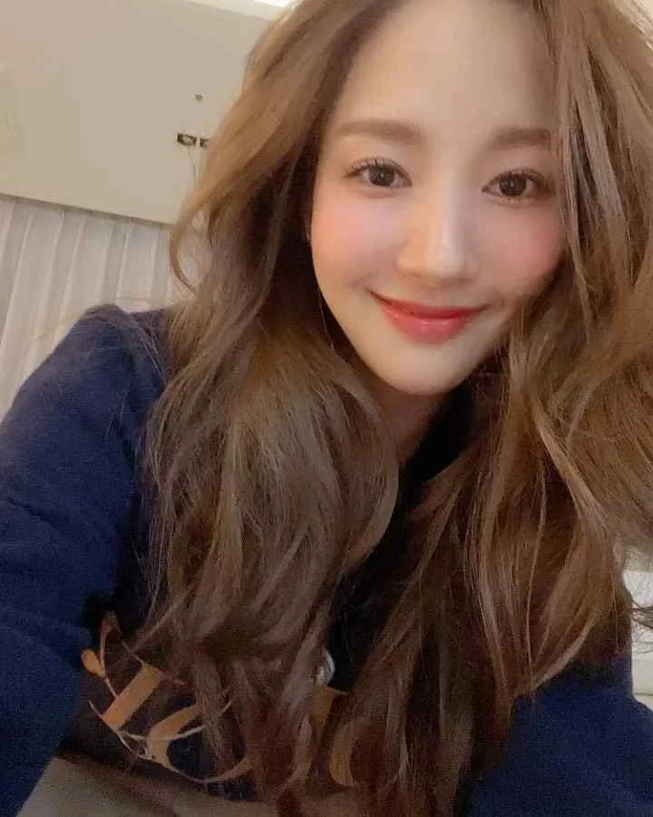 Park Min Young - park-min-young-37.webp
